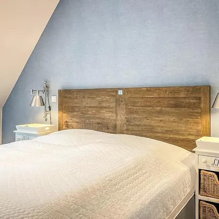 Baltischer Hof 57 *